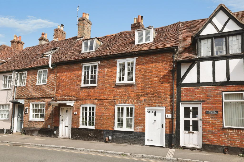 Property photo 1 of 12