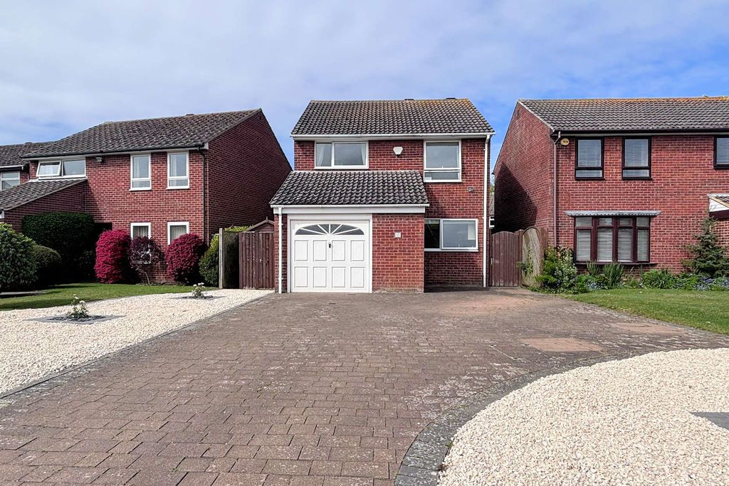 Property photo 1 of 17 Front