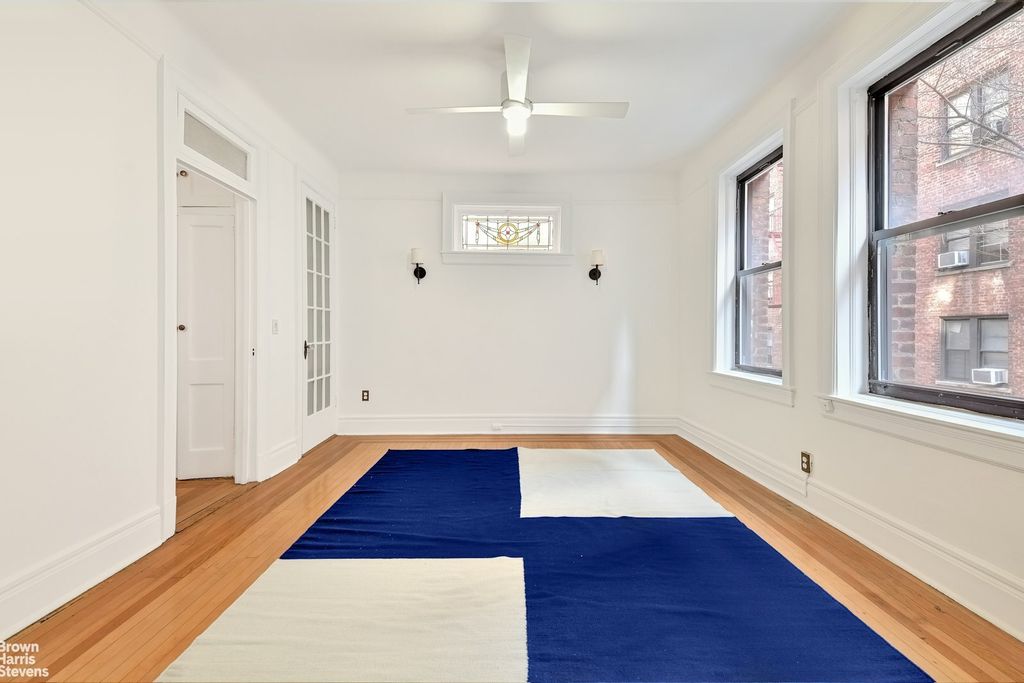 Property photo 3 of 8 <Alttext/>
