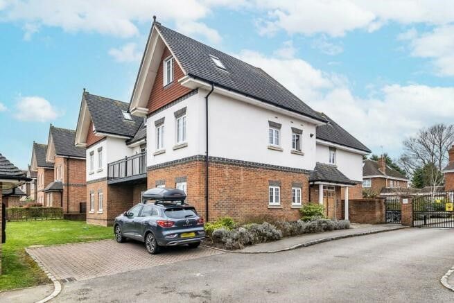 Property photo 1 of 10