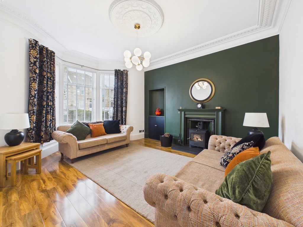 Property photo 2 of 26