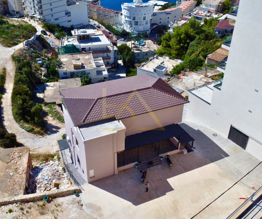 Property photo 3 of 10