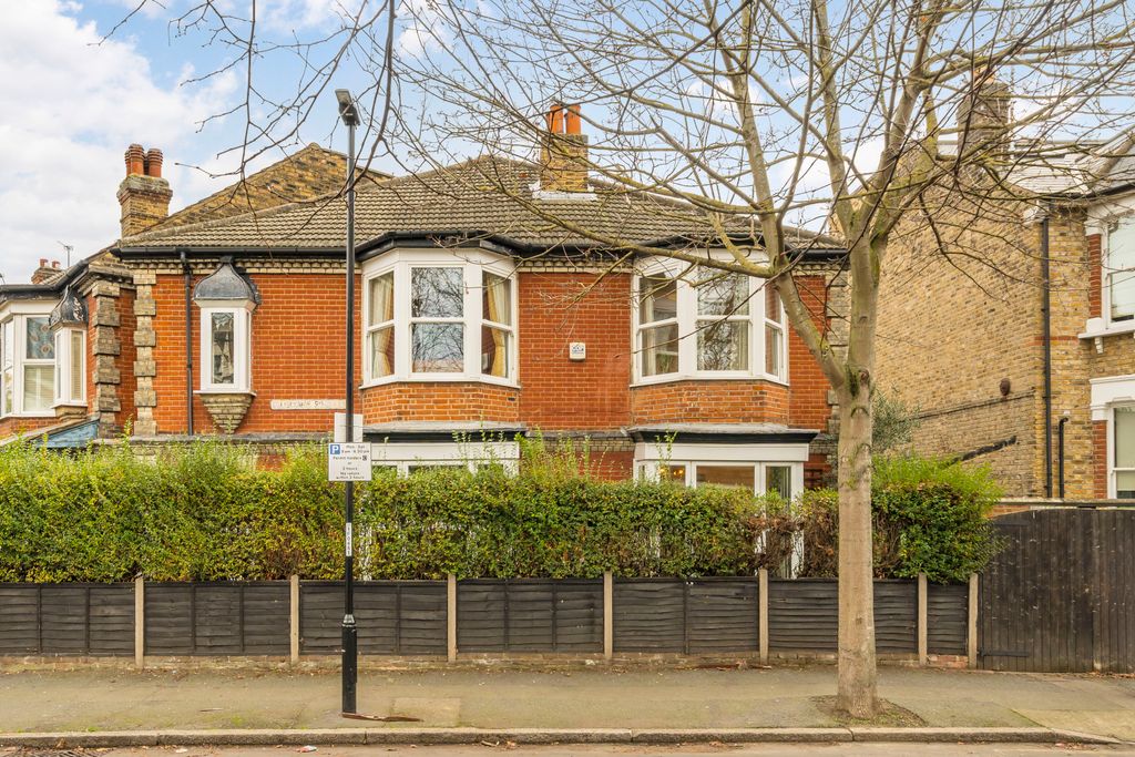 Property photo 3 of 10 Picture No. 31