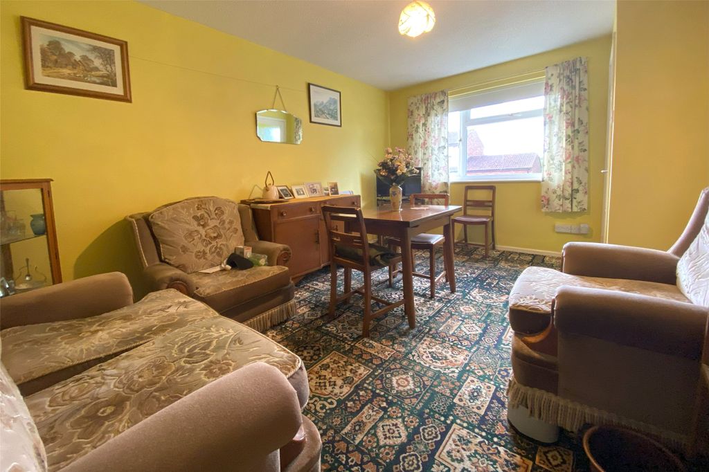 Property photo 3 of 10 3 - Picture No. 02
