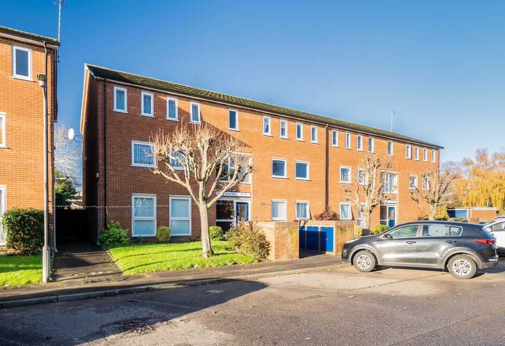 Property photo 1 of 13