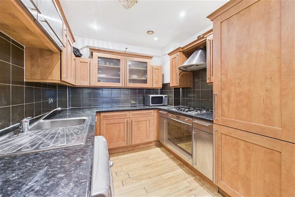 Property photo 1 of 11 (Main)