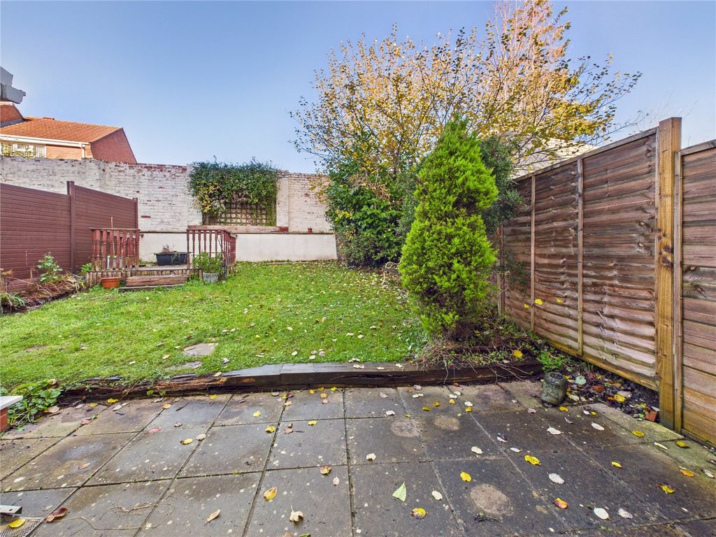 Property photo 2 of 12 Picture No. 09