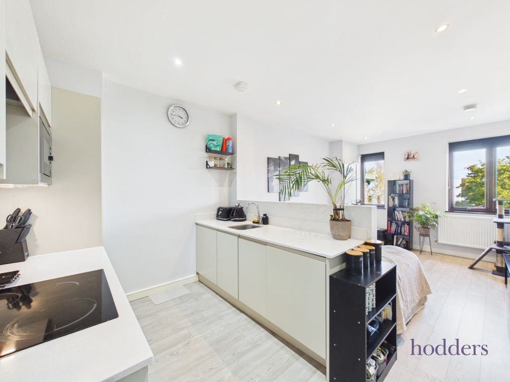Property photo 2 of 11 Picture No. 05