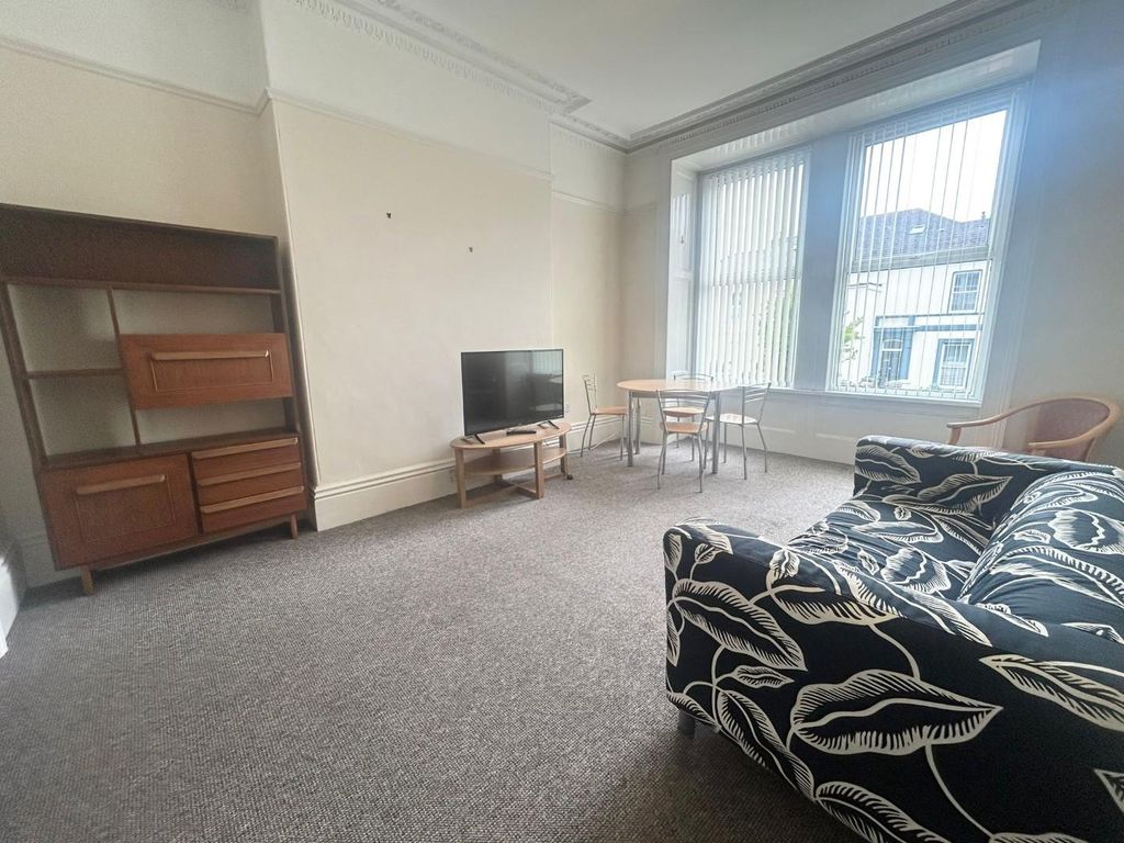 Property photo 2 of 10 d65Bd9c2-52ce-4083-A328-72A254875256.Jpg