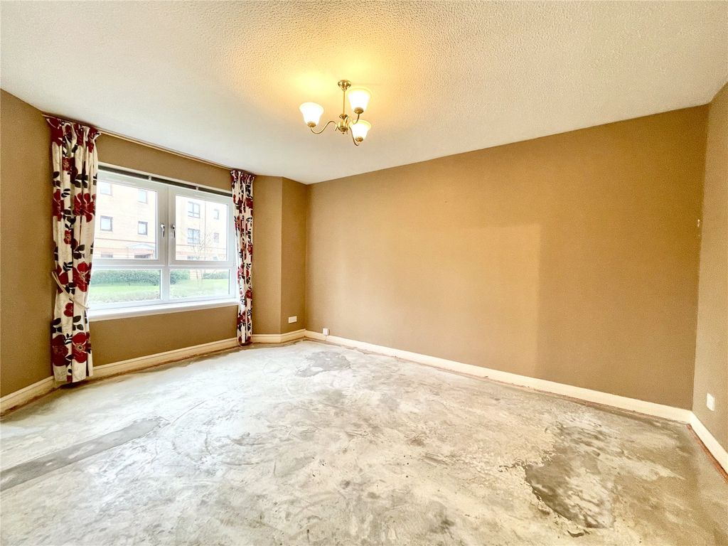 Property photo 2 of 10 Picture No. 04