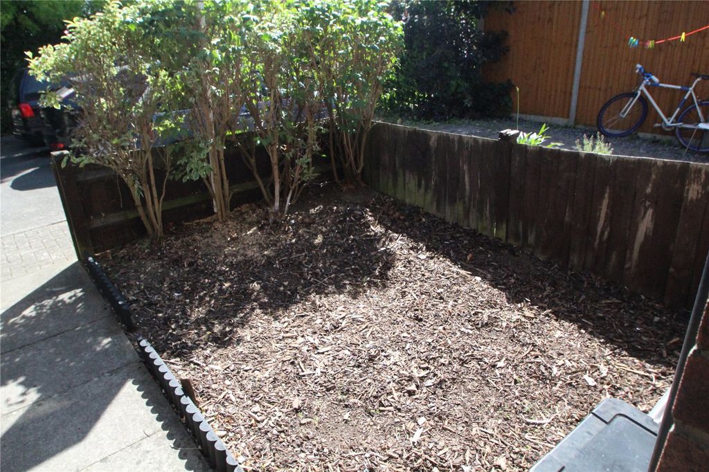 Property photo 3 of 6 Picture No. 05