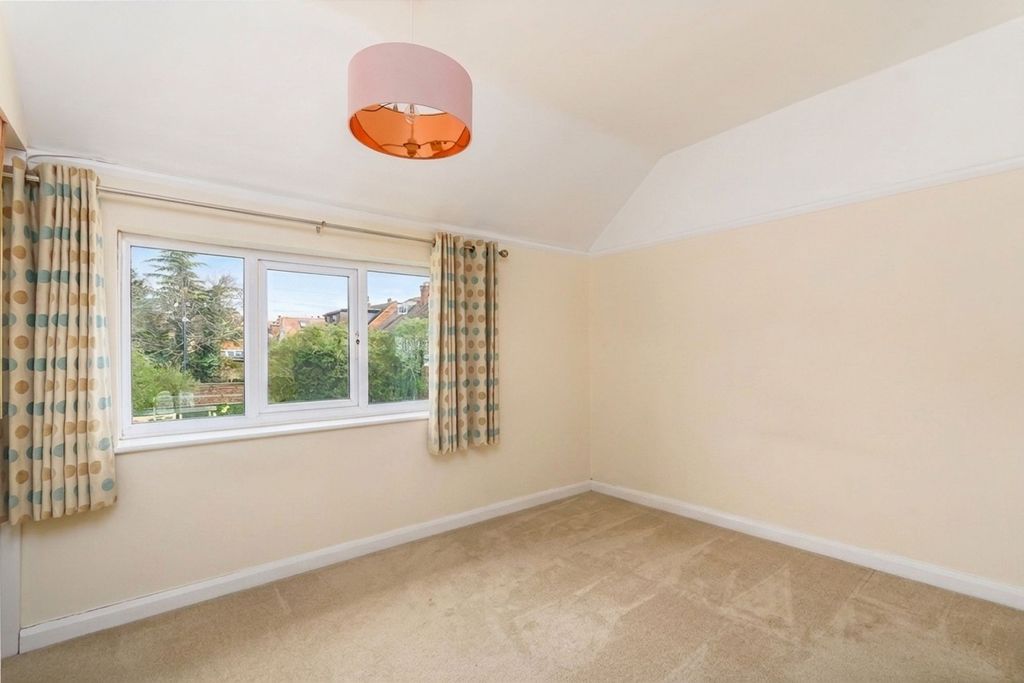 Property photo 2 of 24