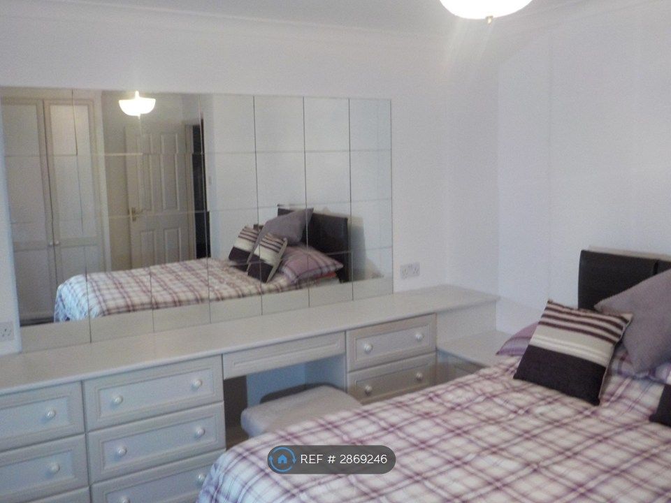 Property photo 2 of 10 Room 1 £668 Pcm-Available Now
