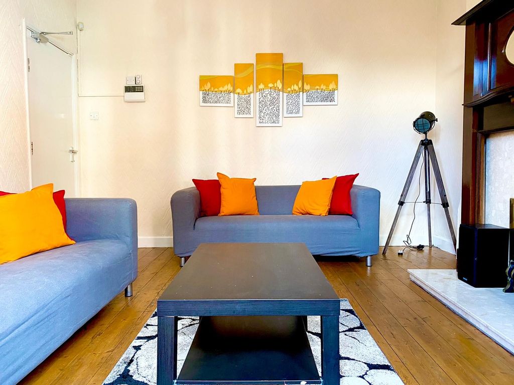 Property photo 3 of 9