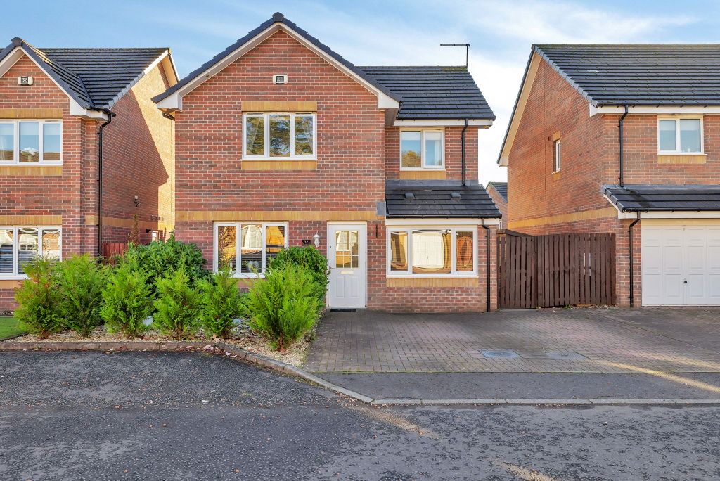 Property photo 1 of 26 1-Web-Or-Mls-32 Gatehead Crescent_37