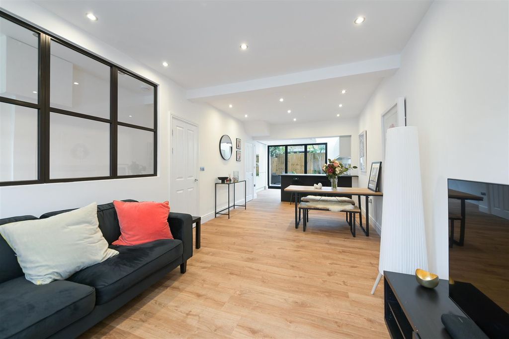 Property photo 2 of 15