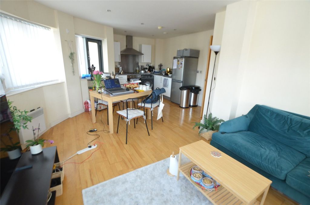 Property photo 3 of 7 Picture No. 09
