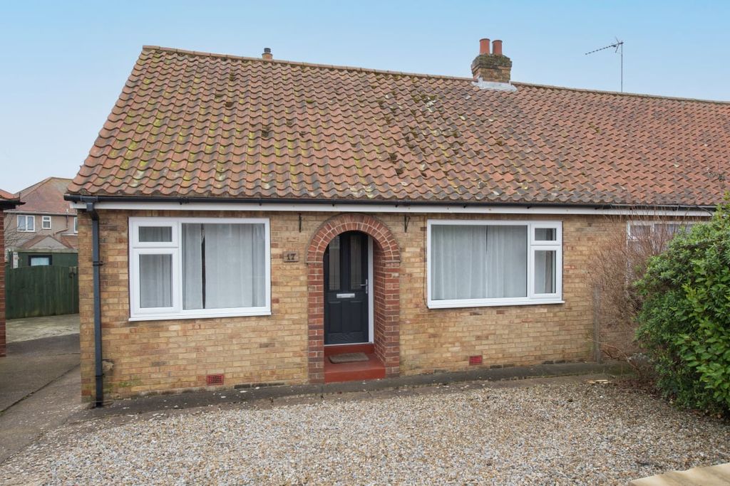 Property photo 2 of 22