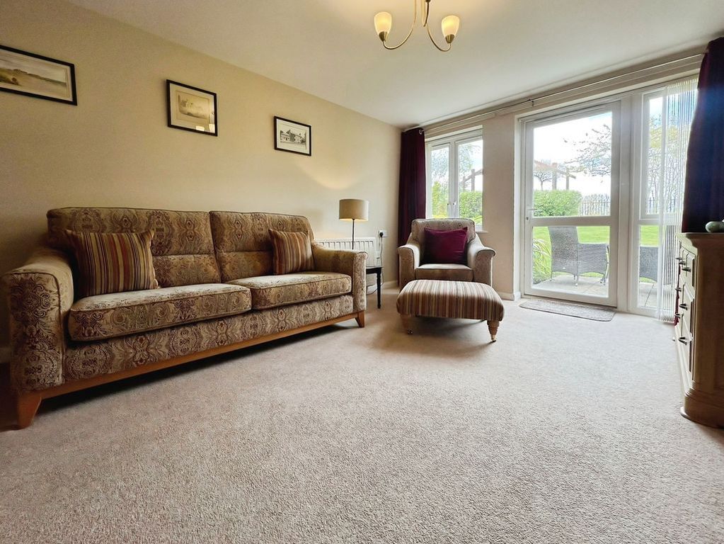 Property photo 2 of 17 Photo 13