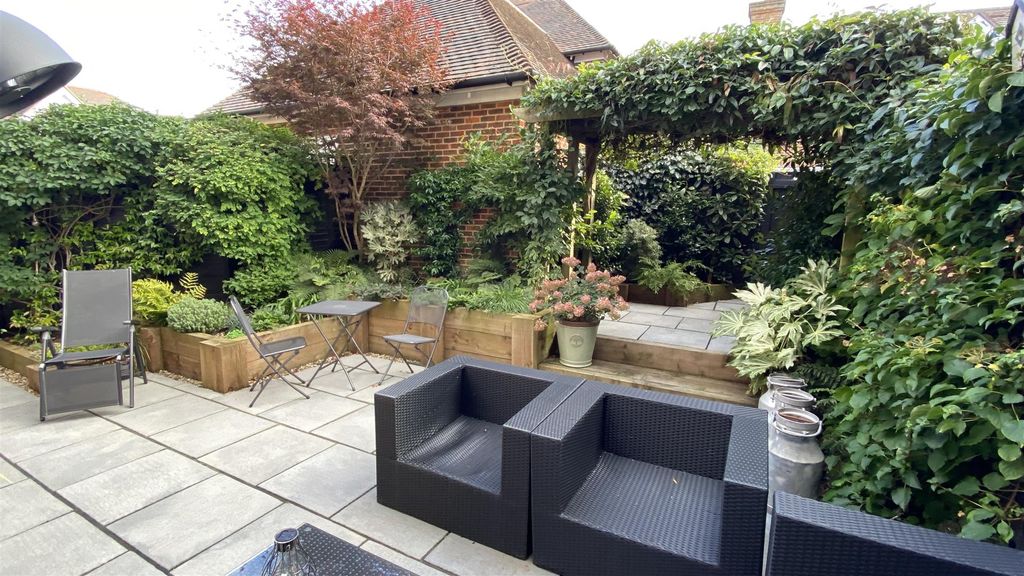 Property photo 2 of 15 Rear Garden