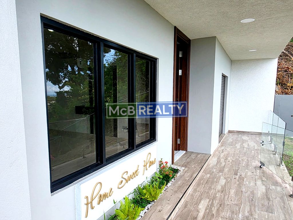 Property photo 3 of 32