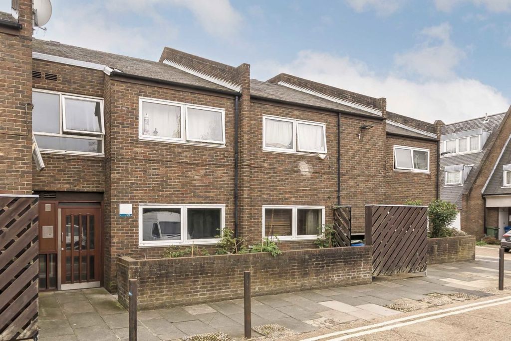 Property photo 1 of 7