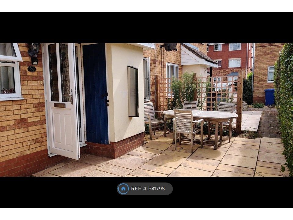 Property photo 2 of 7 Patio In Front Of House