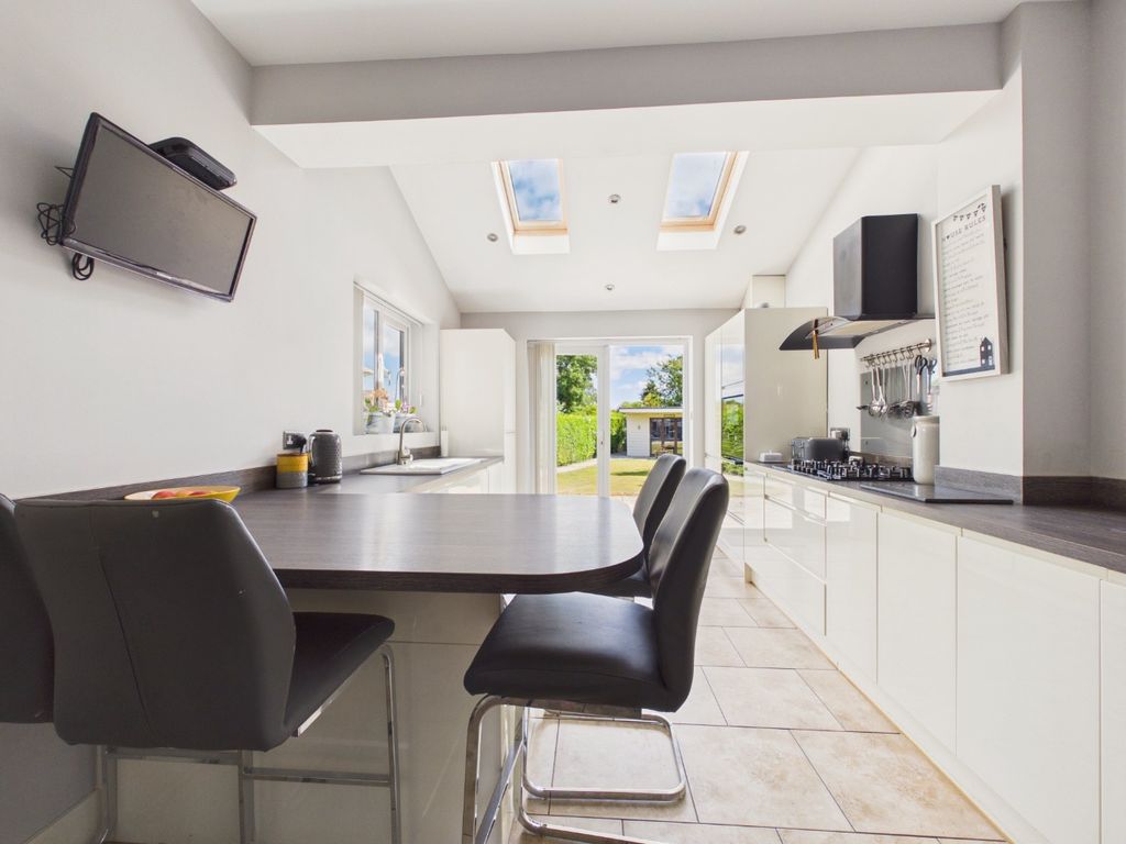 Property photo 3 of 20 5253553