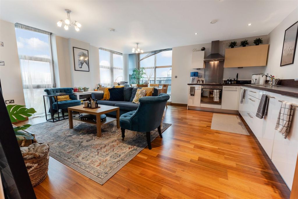 Property photo 1 of 15 02.Jpg