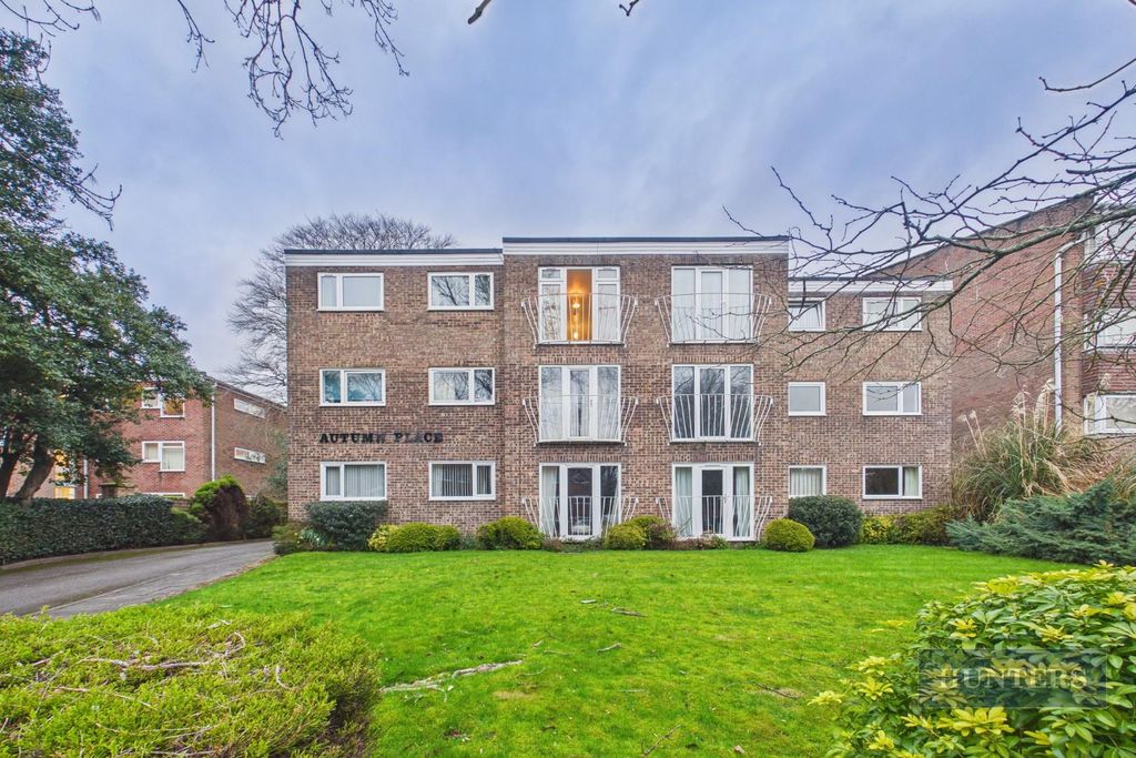 Property photo 2 of 12 Cam05152G0-Pr0400-Still031.Jpg