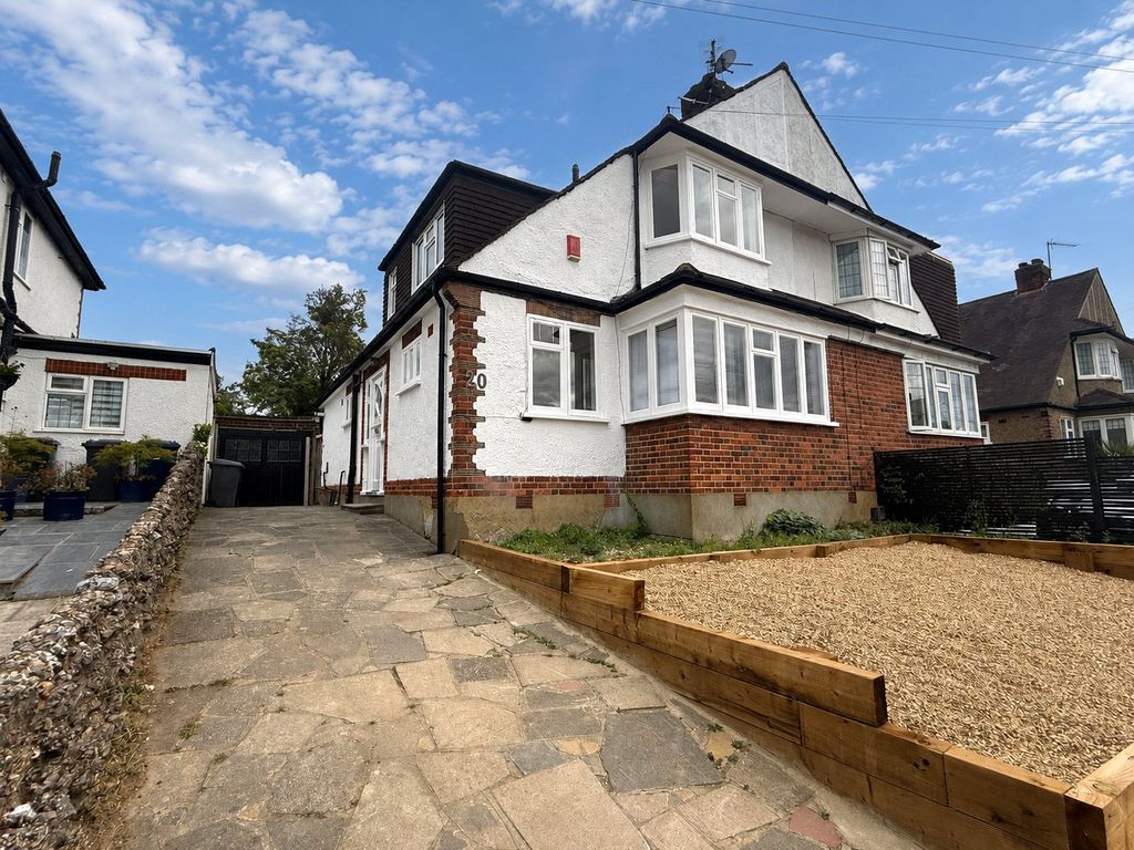 Property photo 1 of 19 Picture No. 01