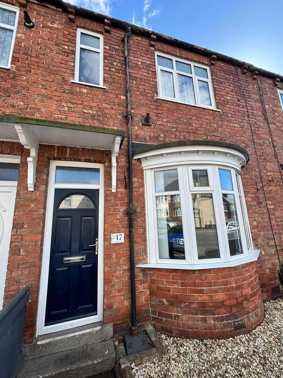 Property photo 1 of 12 Front (Exterior)