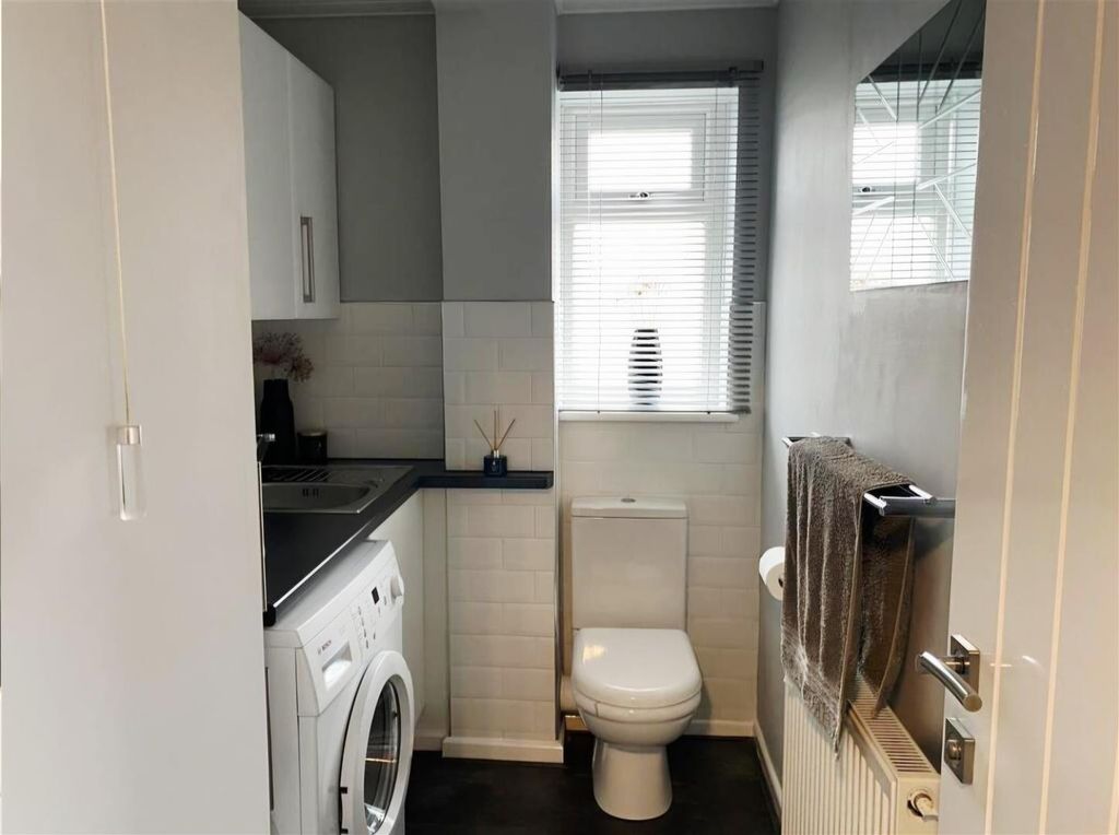 Property photo 3 of 15 16Wentworth3.Jpg