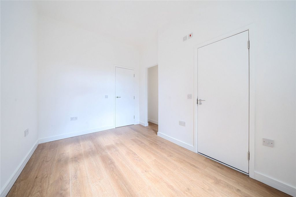 Property photo 2 of 7 Picture No. 05