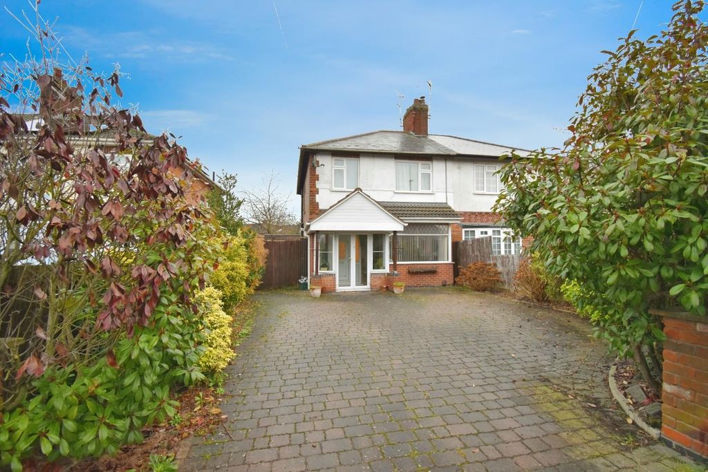 Property photo 1 of 7 Front View And Driveway