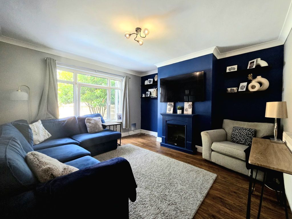 Property photo 3 of 29