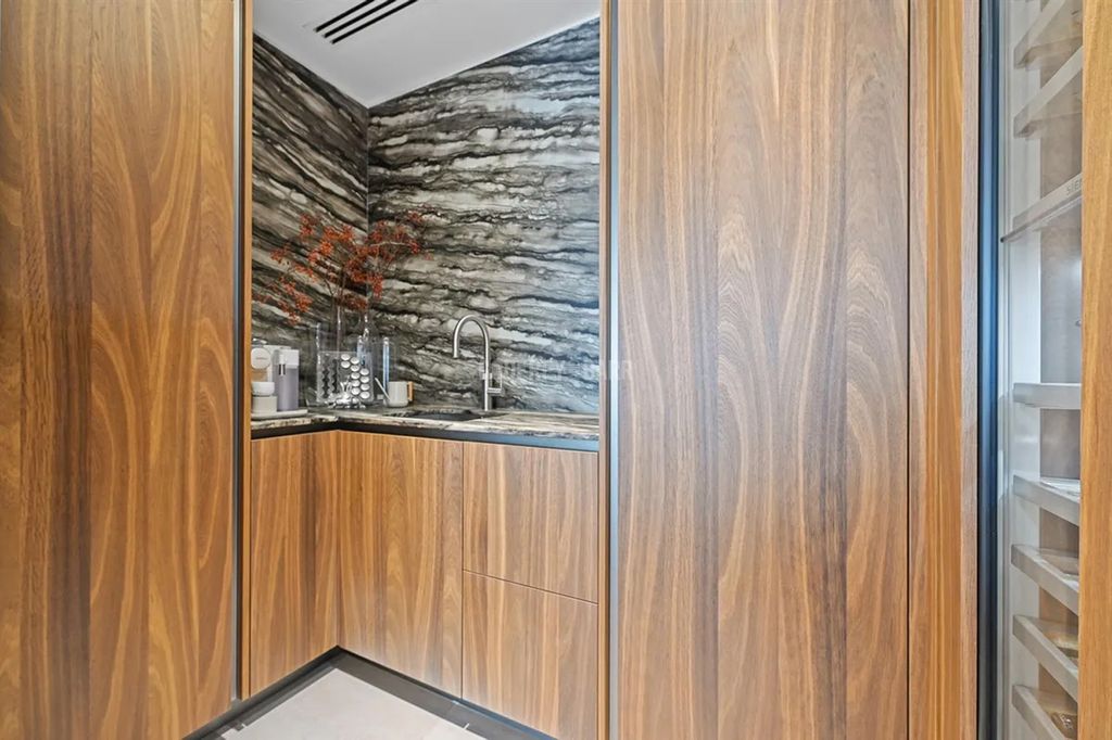 Additional image 9 of 3 bed flat to rentBushey Heath, Bushey WD23