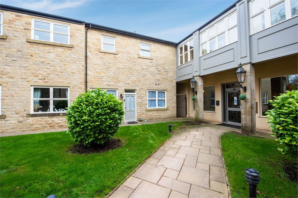 1 bed flat for sale in Carleton Road, Skipton, North Yorkshire BD23