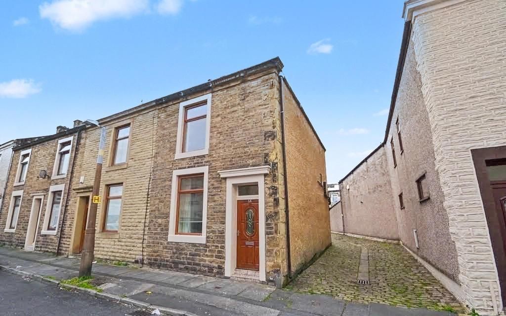 Property photo 1 of 13