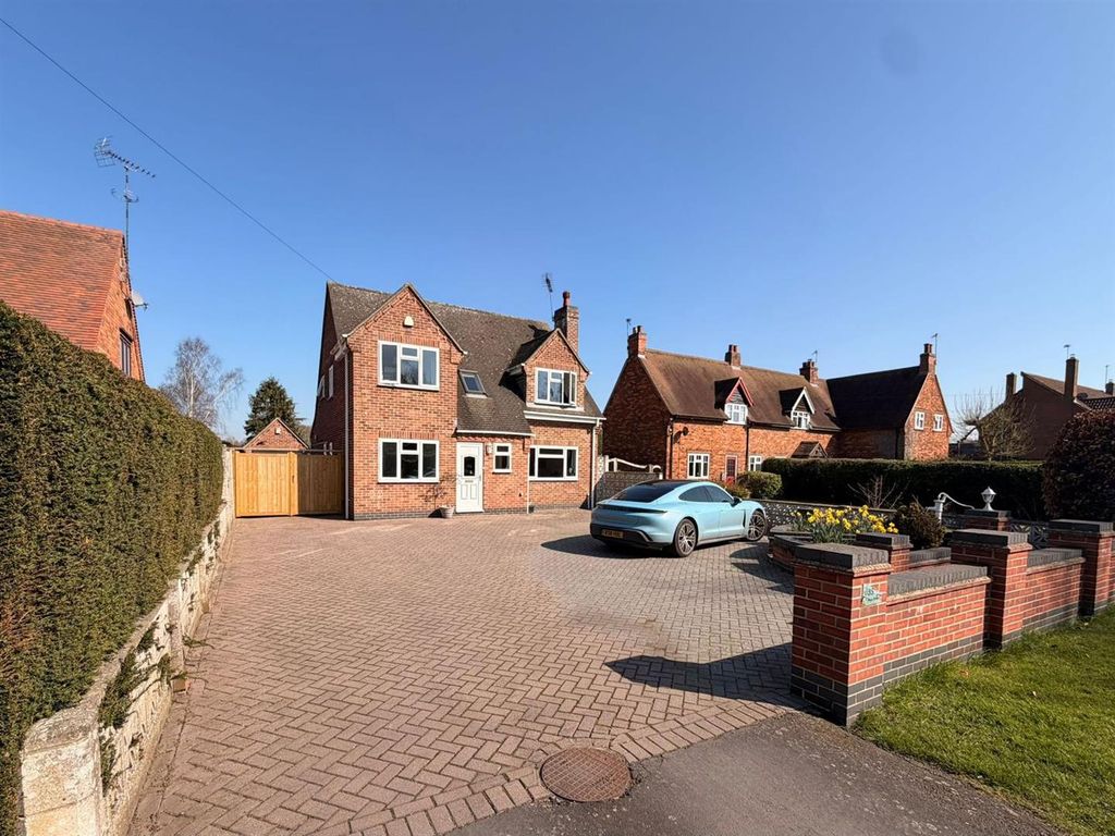 Property photo 1 of 34 1