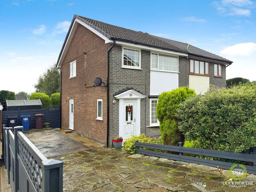 Property photo 1 of 28