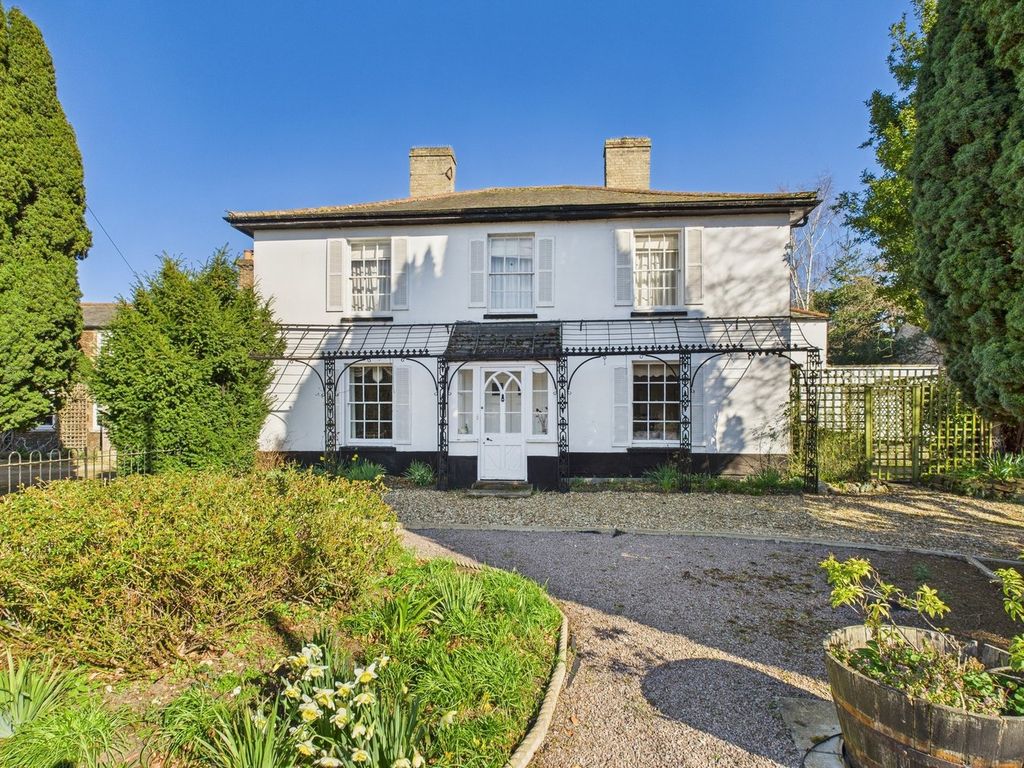 Property photo 1 of 25
