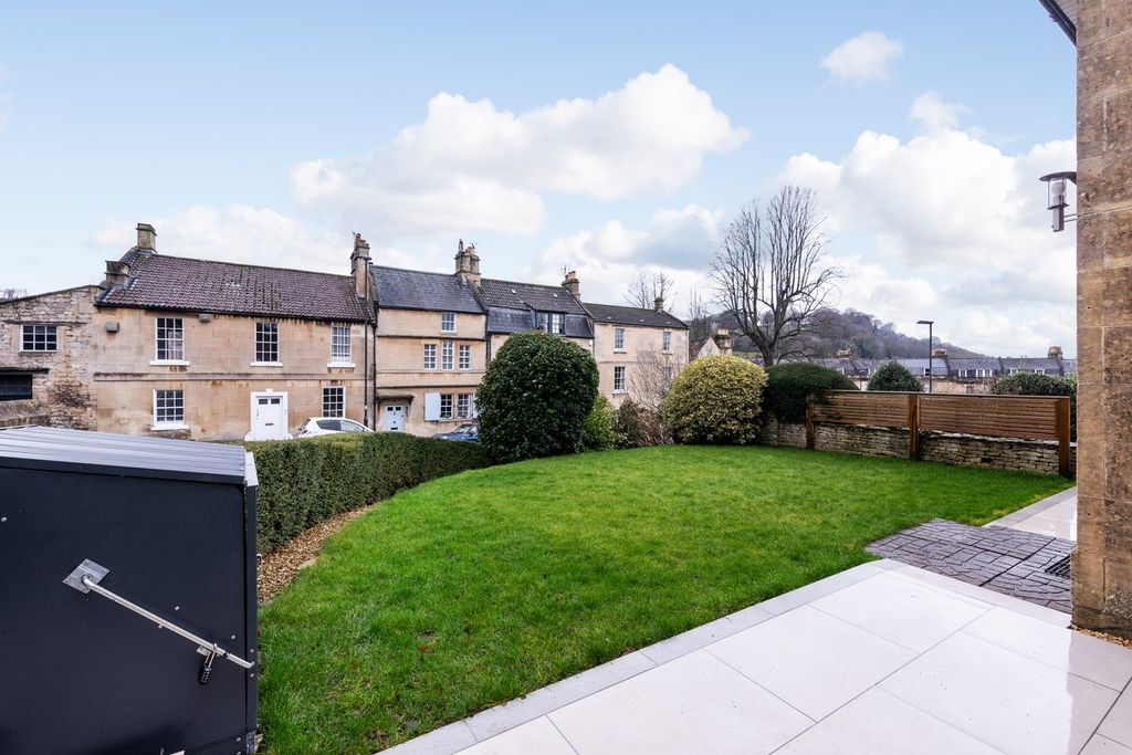 Additional image 15 of 4 bed semi-detached house for saleWidcombe Hill, Bath BA2