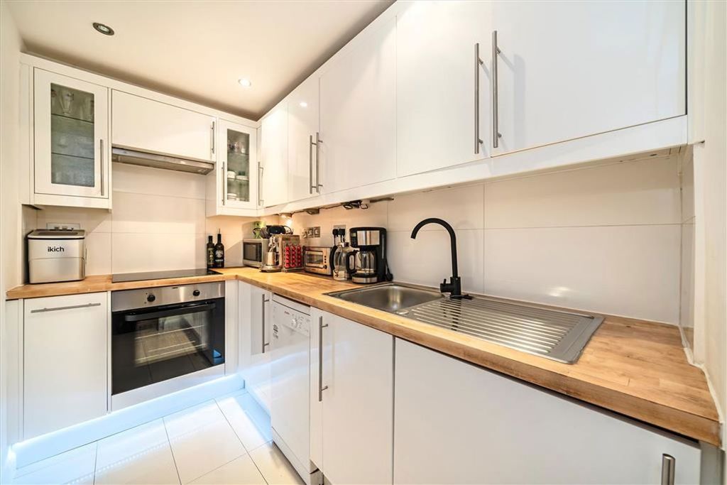 Property photo 2 of 5