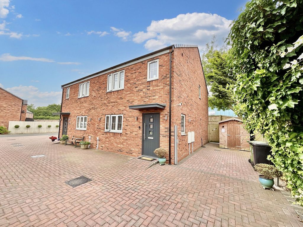 Property photo 1 of 22