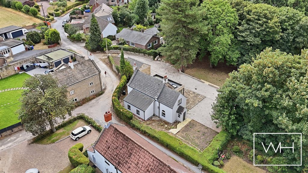 Property photo 2 of 20 5 Hangman Stone Lane, High Melton 04