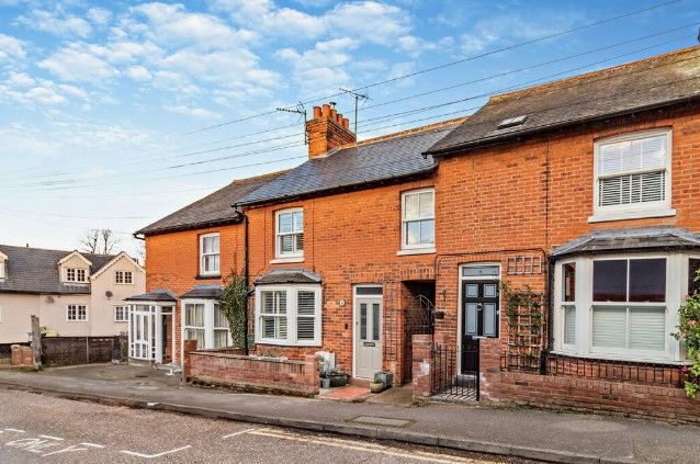 Property photo 1 of 17