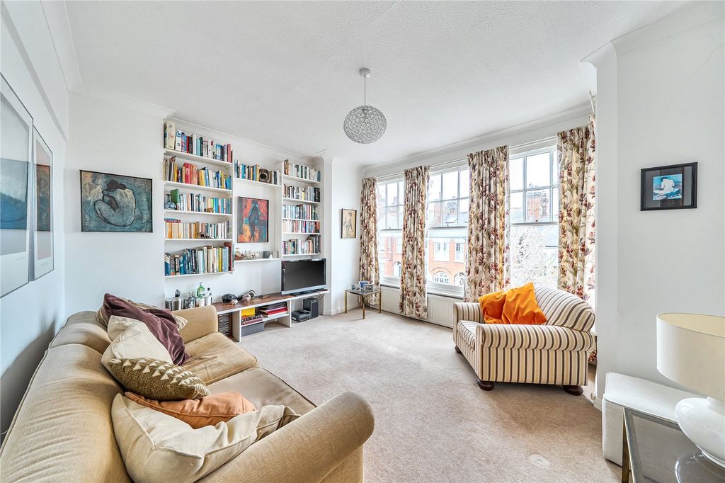 Property photo 2 of 13 Picture No. 10