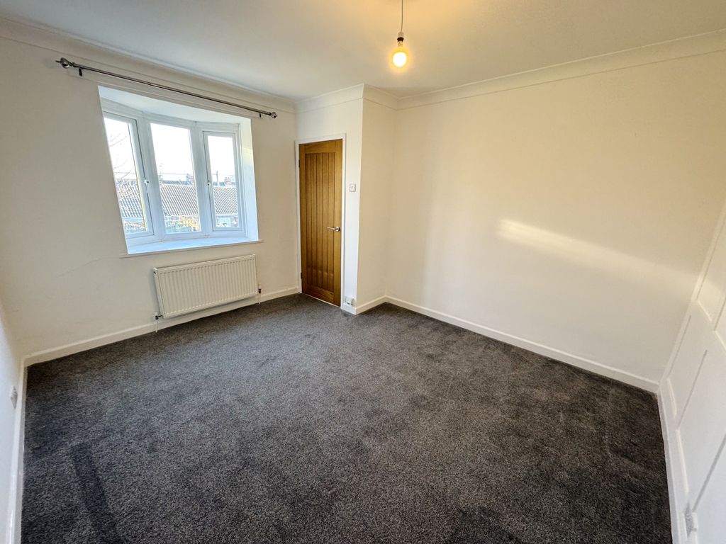 Property photo 3 of 12 Img_1175