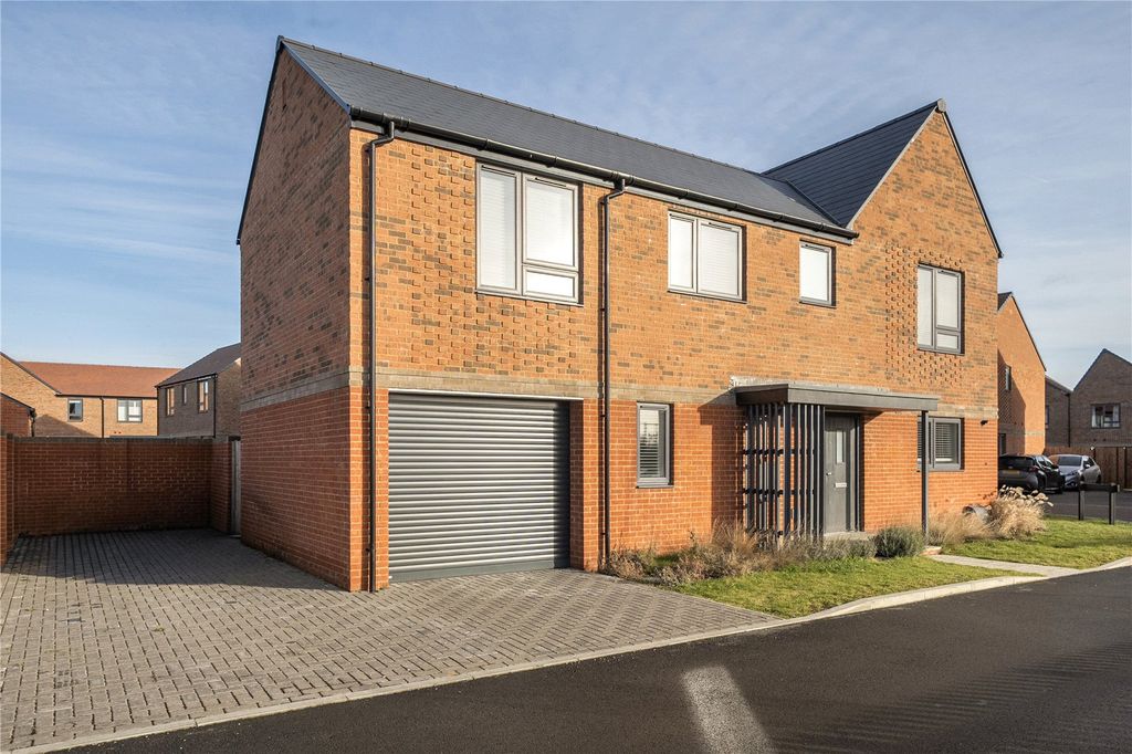 Property photo 3 of 25 Picture No. 28